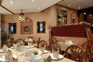 Barge Zeytoon  - Lebanese Restaurant