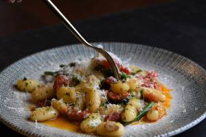 Onza Restaurant