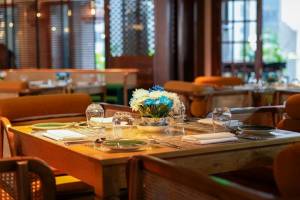 Peacock Restaurant & Bar